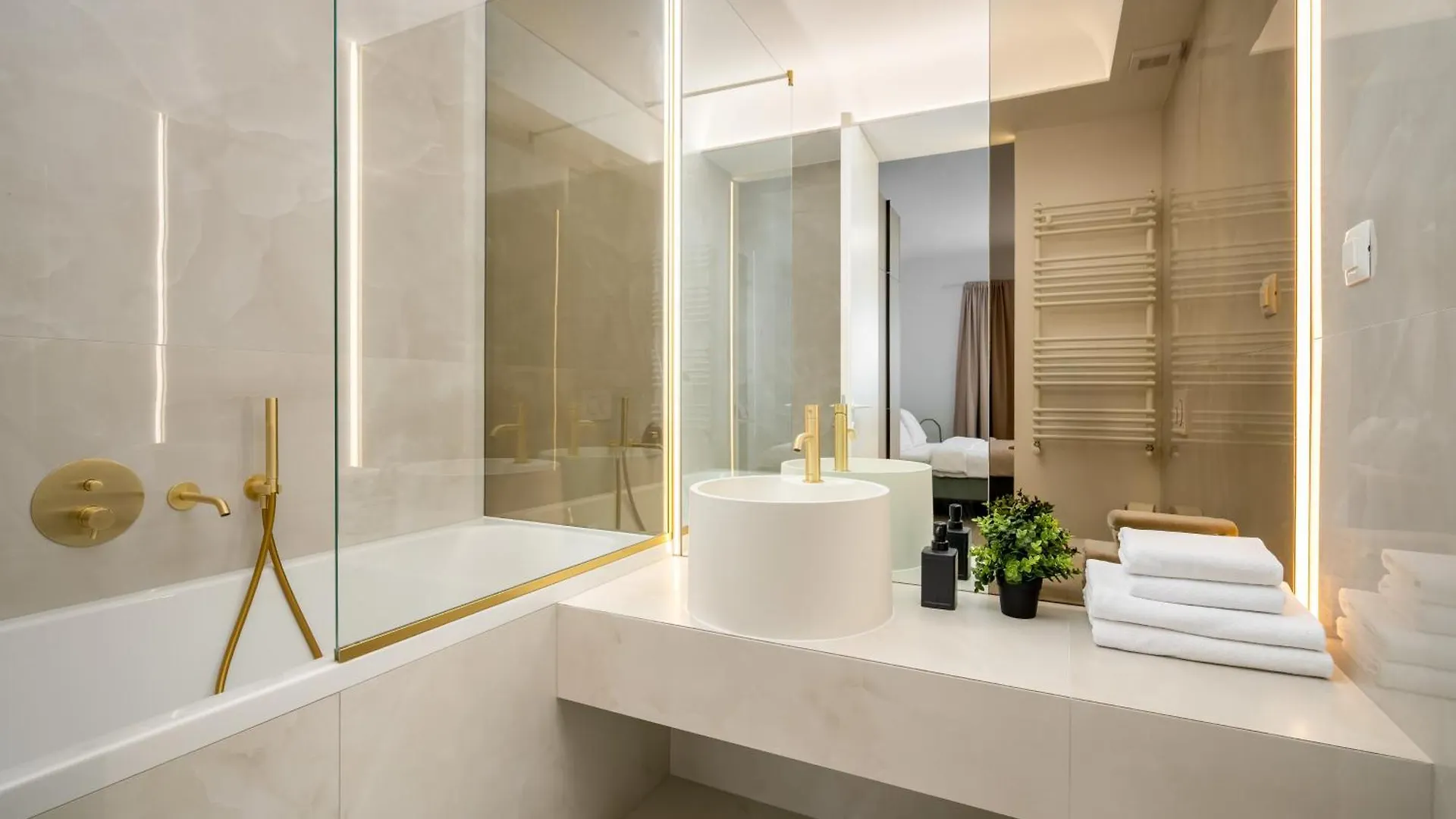 Apartament North By Urbanesq Cortina I Bukareszt